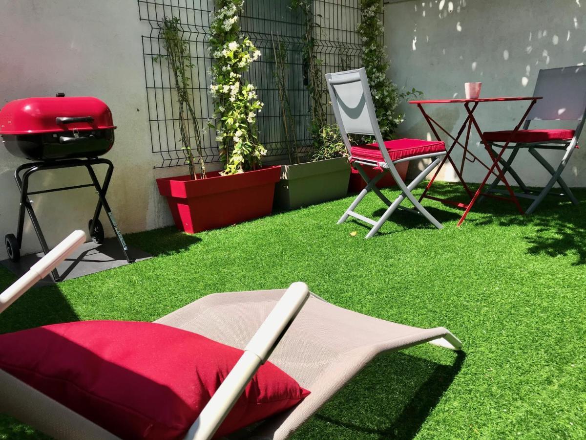 Guesthouse La Costiere - Logements Independants - Espace Piscine Jacuzzi リュネル エクステリア 写真