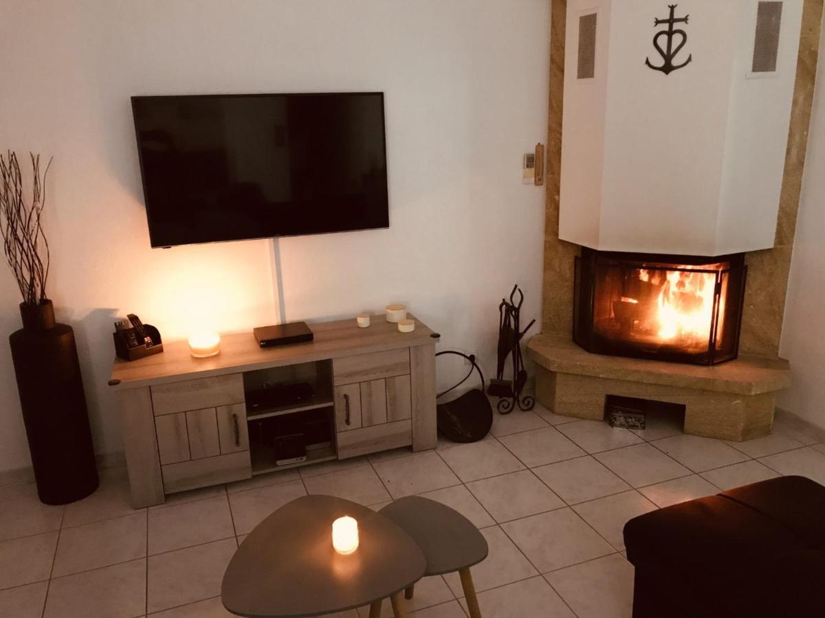 Guesthouse La Costiere - Logements Independants - Espace Piscine Jacuzzi リュネル エクステリア 写真