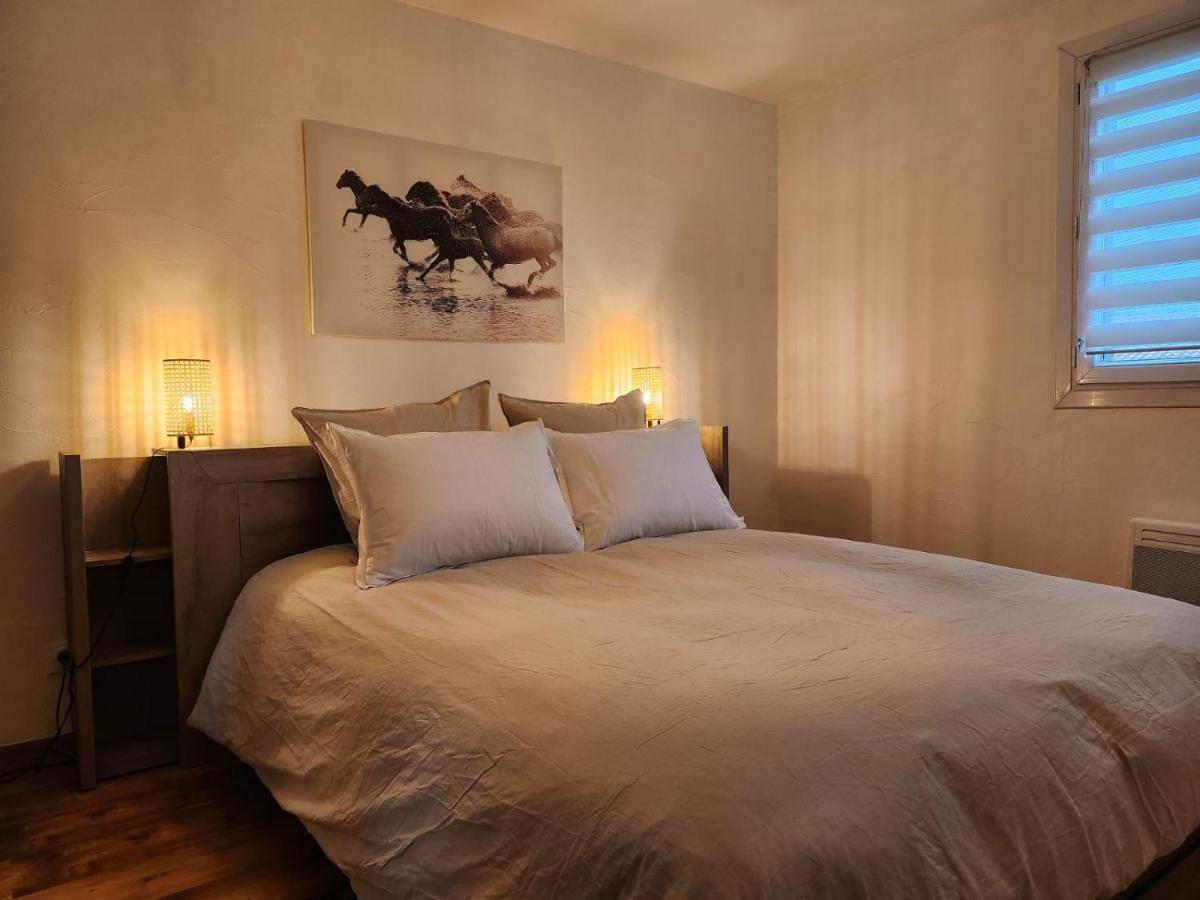 Guesthouse La Costiere - Logements Independants - Espace Piscine Jacuzzi リュネル エクステリア 写真
