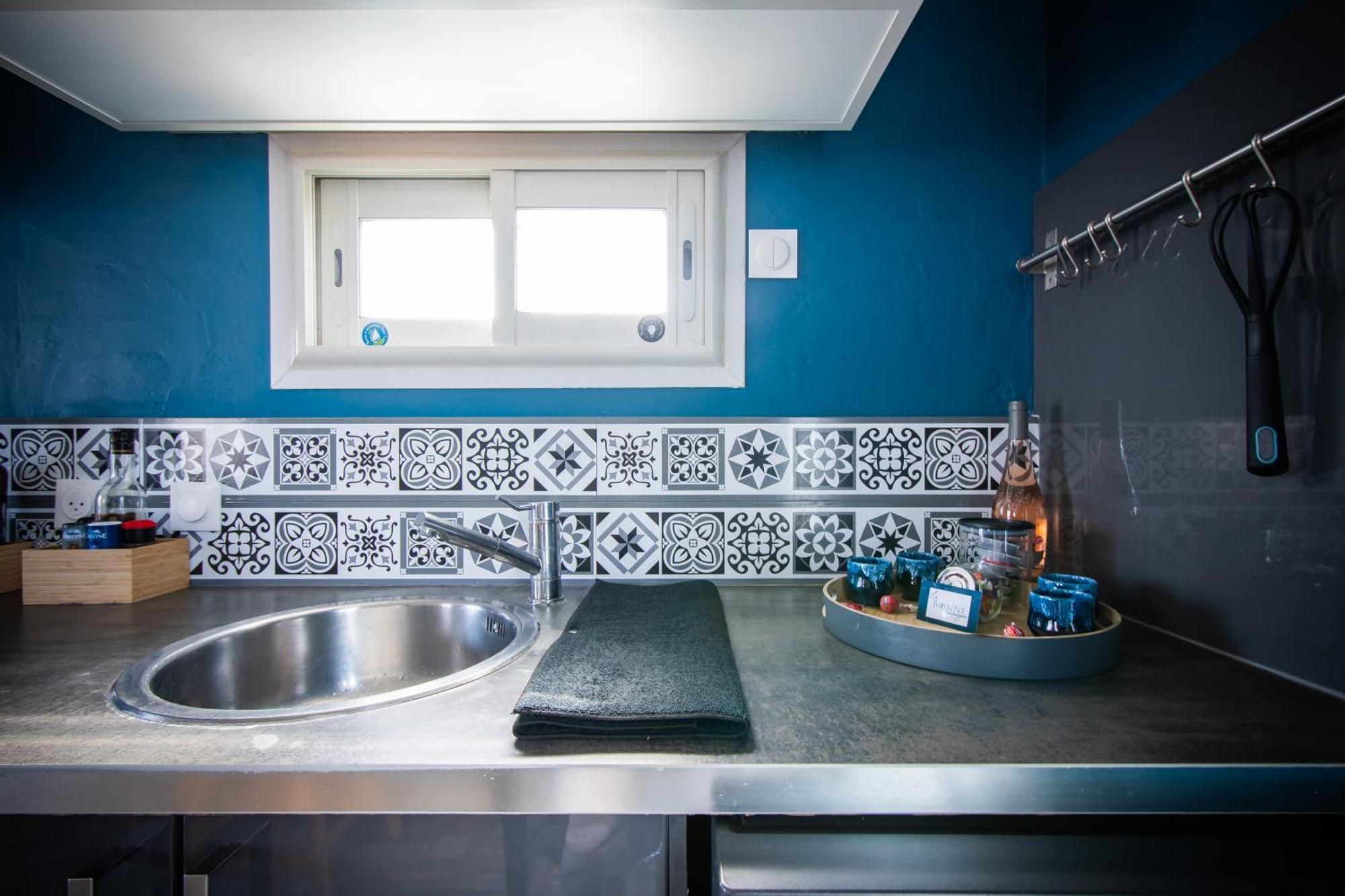 Guesthouse La Costiere - Logements Independants - Espace Piscine Jacuzzi リュネル エクステリア 写真