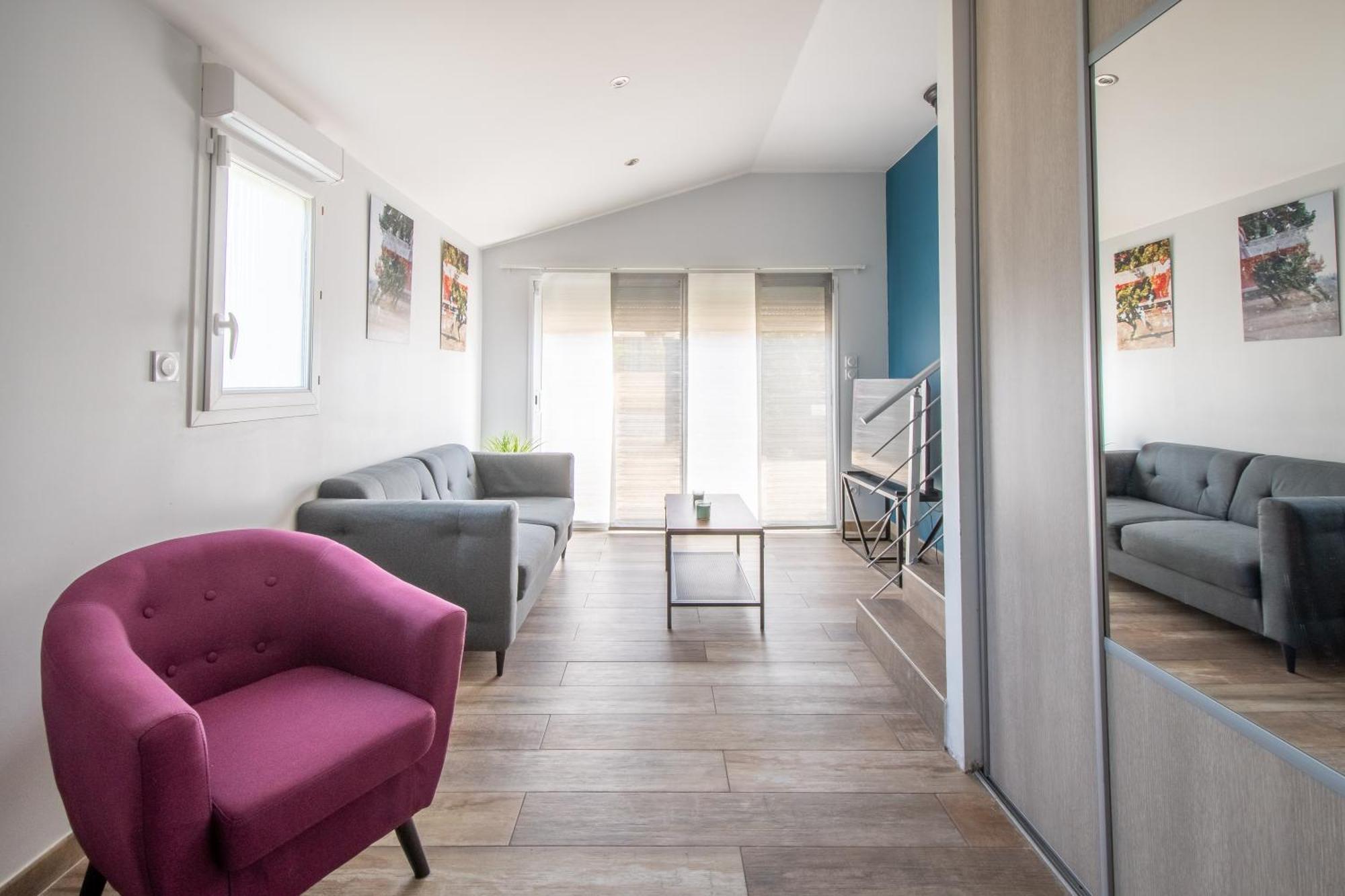 Guesthouse La Costiere - Logements Independants - Espace Piscine Jacuzzi リュネル エクステリア 写真
