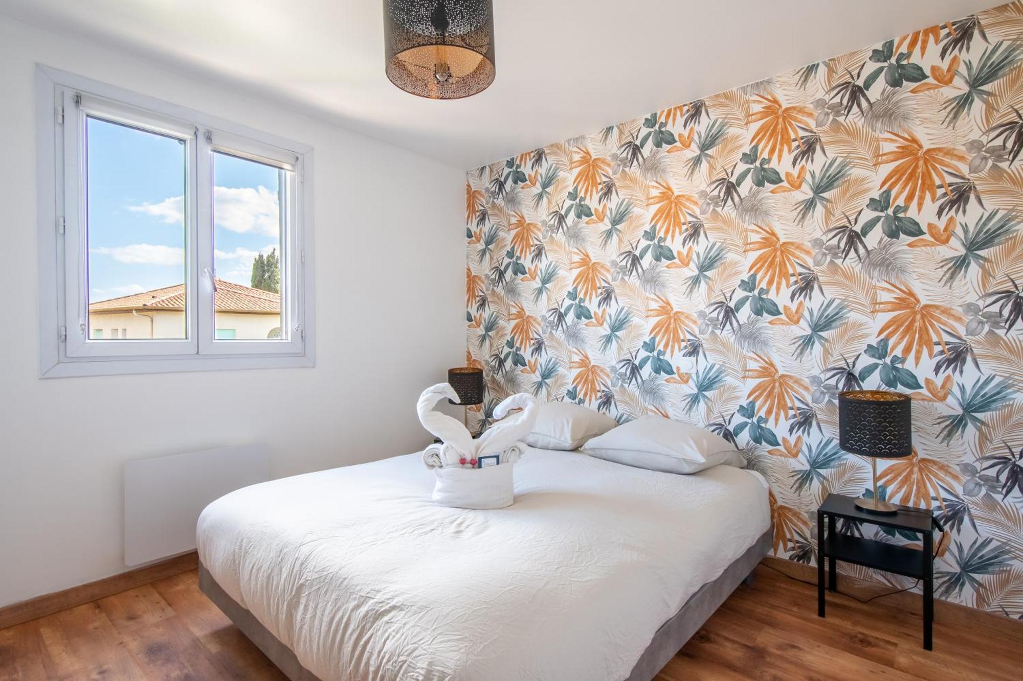 Guesthouse La Costiere - Logements Independants - Espace Piscine Jacuzzi リュネル エクステリア 写真