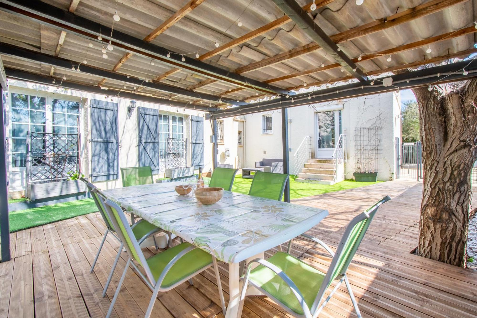 Guesthouse La Costiere - Logements Independants - Espace Piscine Jacuzzi リュネル エクステリア 写真