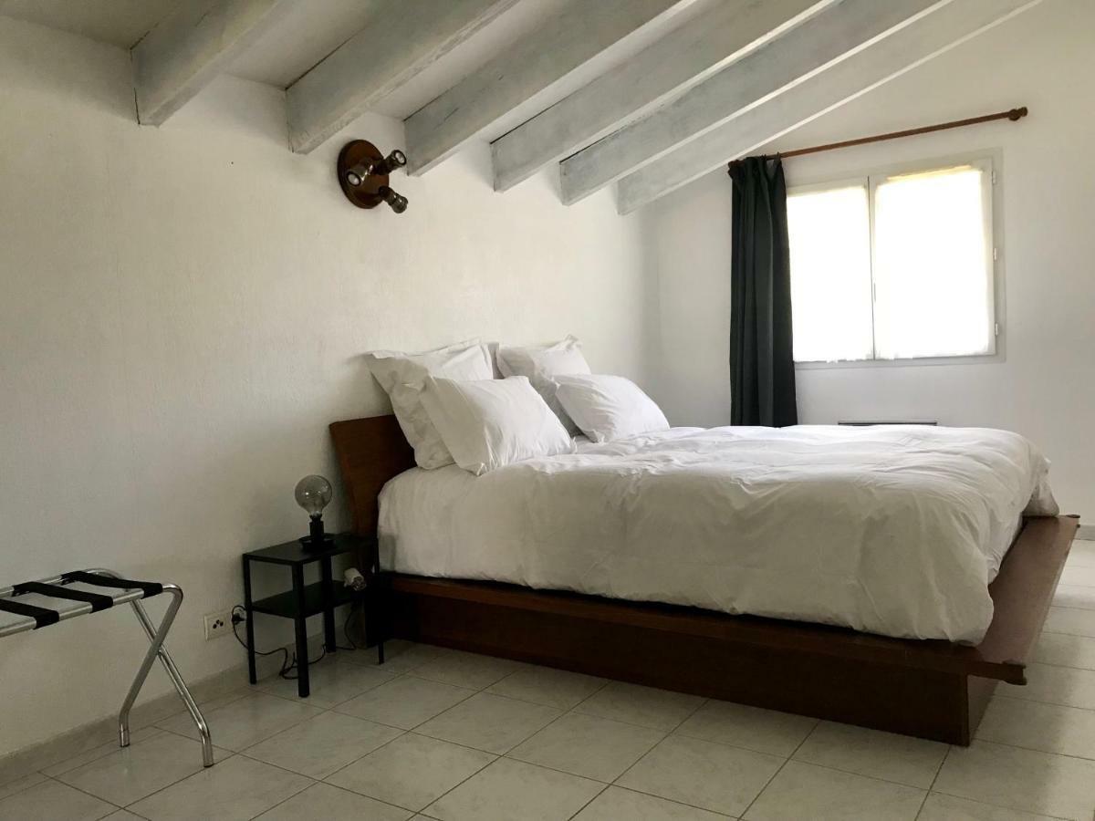 Guesthouse La Costiere - Logements Independants - Espace Piscine Jacuzzi リュネル エクステリア 写真